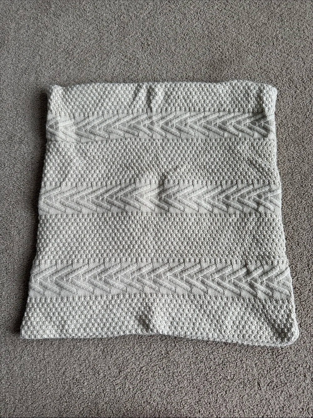 H13 NIB MANDIOO Cotton Knitted Decorative Throw Pillow COVER, 20”x20”, Beige
